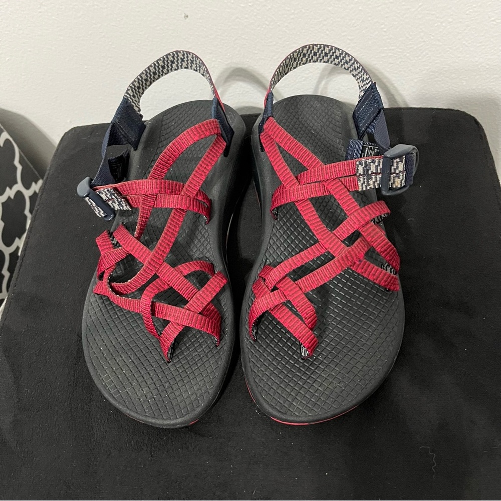 Chaco Women's Z/Cloud X Camo Sandals Sport‎ Active Strappy Black Red Size 8